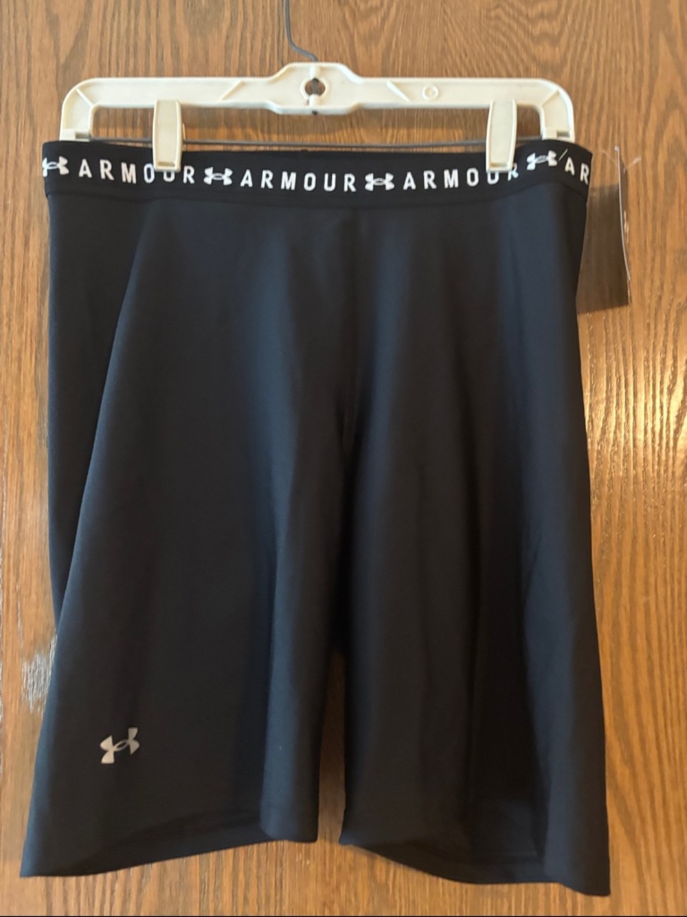 Under Armour Black Women's Bike Shorts with Branded Waistband Size L NWT